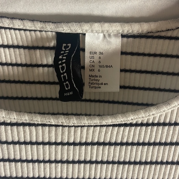 Summer small pinstriped mini dress - Picture 2 of 3